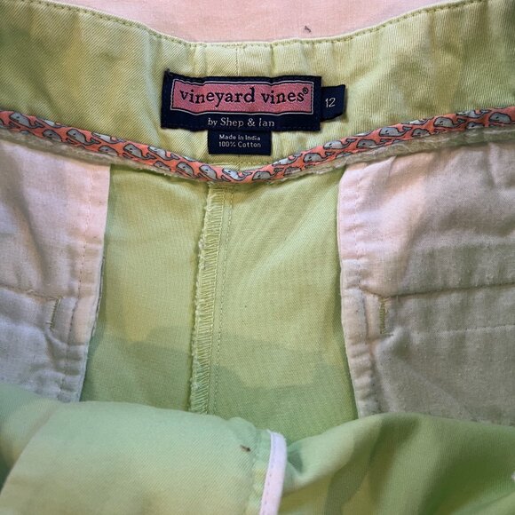 Vineyard Vines Women's Everyday Short Lime Green - Picture 4 of 5